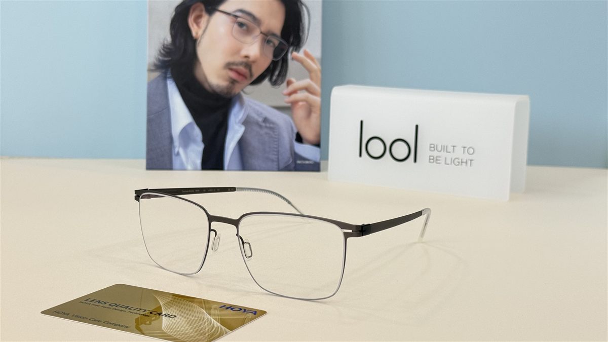 กรอบแว่น lool ที่ถ่ายจากสินค้าจริงของร้าน